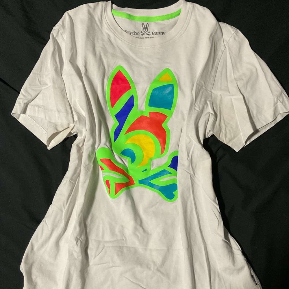 Psycho Bunny men’s White Tee with Neon Graphic